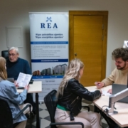 rea-klientu-apkalposanas-centrs-1